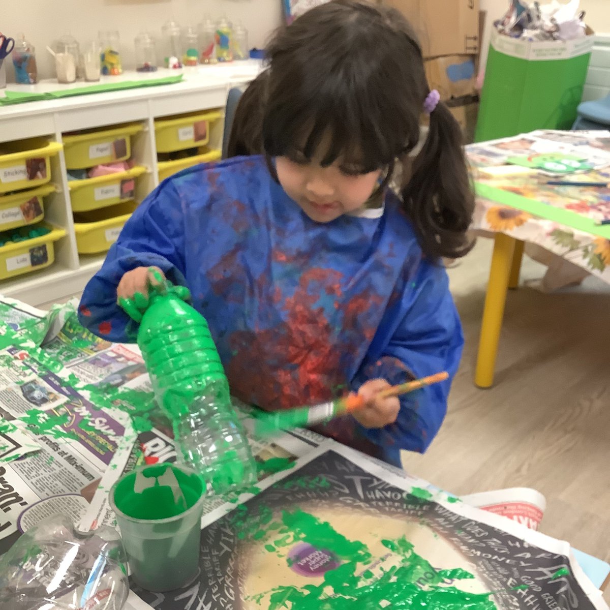 StainesPrepNurs's tweet photo. #StainesPrepSunflowers have been busy painting bottles for the whole school collaborative art project. #StainesPrepSTEAM #STEAMWeek #BSW22 #StainesPrepArt https://t.co/Wp2nUsm6ns