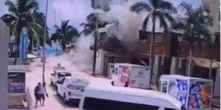 LaRazon_mx's tweet photo. 🎥💥 Difunden #VIDEO de explosión en #KoolBeach, #PlayaDelCarmen https://t.co/DzAGRFM8Cl https://t.co/ECX1rUk1tT