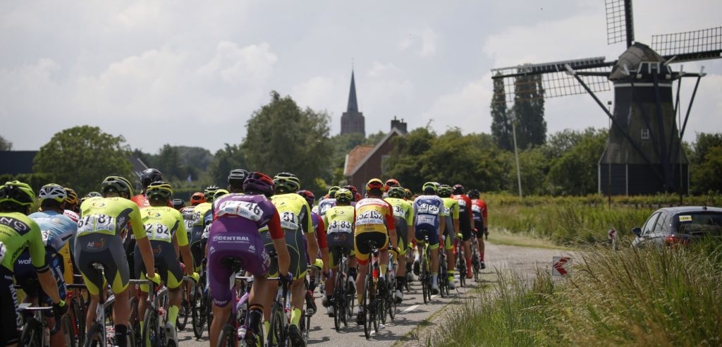 WielerFlits's tweet photo. ZLM Tour eindigt met Brabantse etappes naar Mierlo en Rijsbergen

https://t.co/z5shq77Uov

🇳🇱 #wielrennen #koers #ZLMTour @ZLM_TOUR https://t.co/c9R1aoYJFM