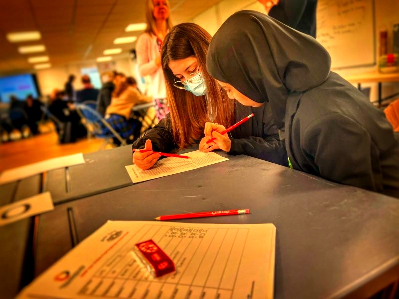UTCReading's tweet photo. Well done to our Year 10 mathletes, who demonstrated excellent teamwork and maths skills in the ASMP Maths Feast Challenge. #mathsfeast #maths #thinkutc https://t.co/k9VlJUVMsP