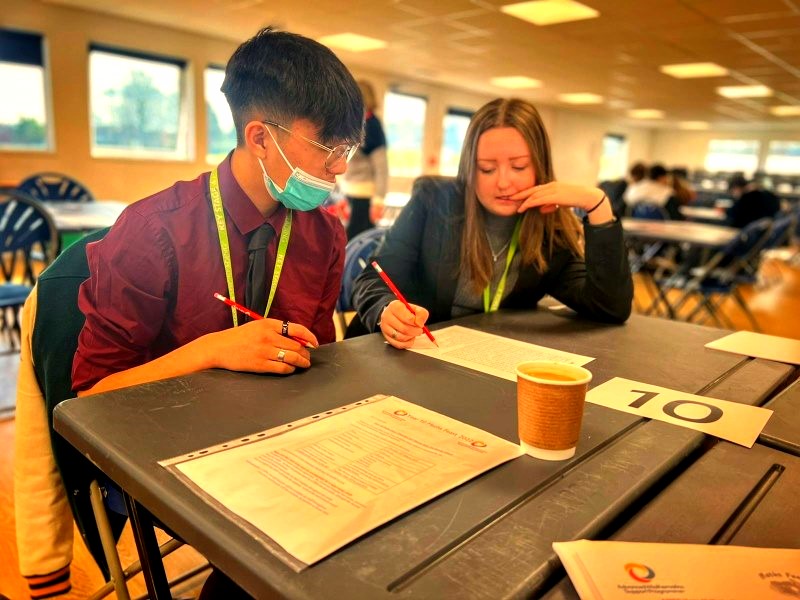 UTCReading's tweet photo. Well done to our Year 10 mathletes, who demonstrated excellent teamwork and maths skills in the ASMP Maths Feast Challenge. #mathsfeast #maths #thinkutc https://t.co/k9VlJUVMsP