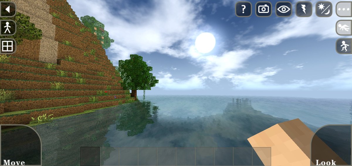 agt_ace's tweet photo. Boi, this is my first time experiencing with real-time water reflection, except it ruins when you look down.

Thank you @LAZZA_MCPE for this https://t.co/3UqYvrRolY