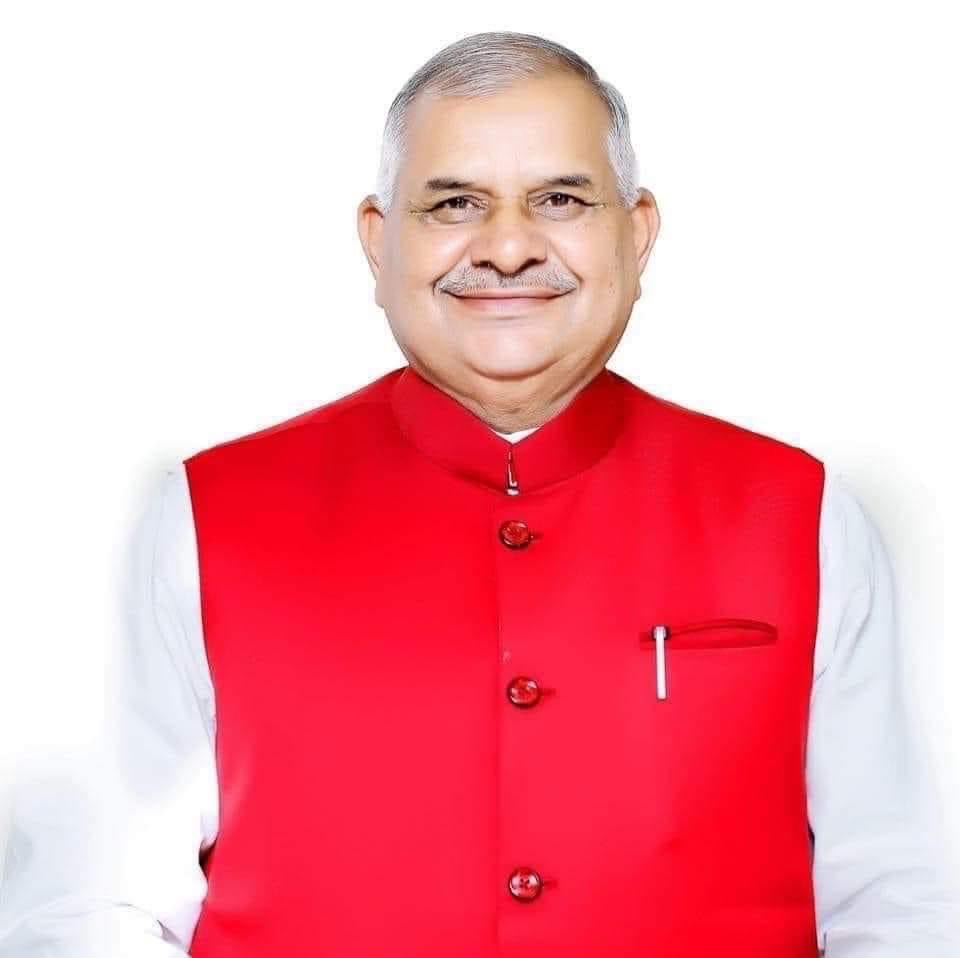 yashpal4all's tweet photo. आदरणीय श्यामसुन्दर सिंह यादव जी को समाजवादी पार्टी द्वारा झाँसी से विधान परिषद प्रत्याशी बनाये जाने पर हार्दिक बधाई एवं शुभकामनाएँ।
#YashpalSinghYadav #babina https://t.co/8OgVwYeZO0