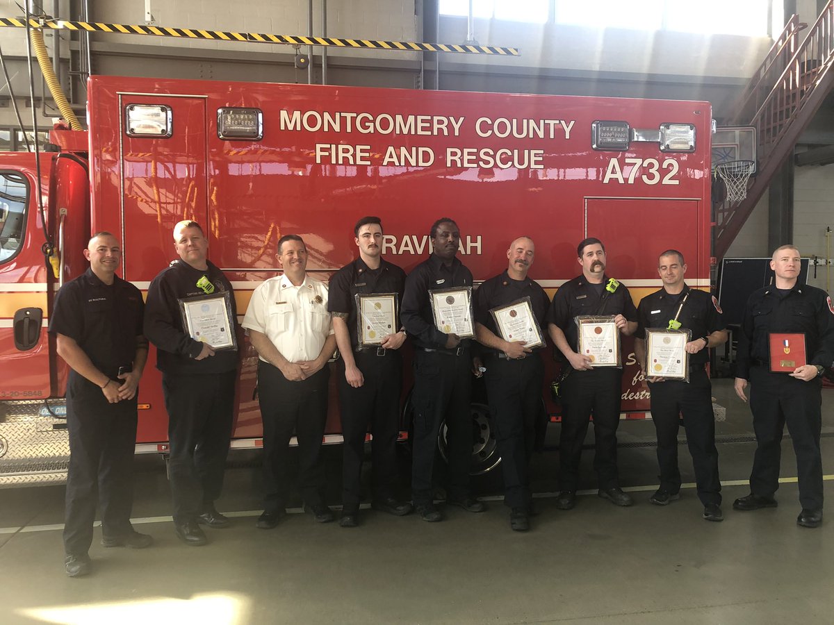 mcfrsPIO's tweet photo. In the meantime for the next week or so @mcfrs Fire Chief Scott Goldstein will be meeting w/ this year’s Awardees to present their Valor Awards @MontgomeryCoMD - CONGRATS!! Captain Jeff Ewart, FF Steve Horak (Bronze Medal of Valor), FF Chris Jarvis, #MCCCPSA @MCCCMD https://t.co/lMC8RO1Cb7