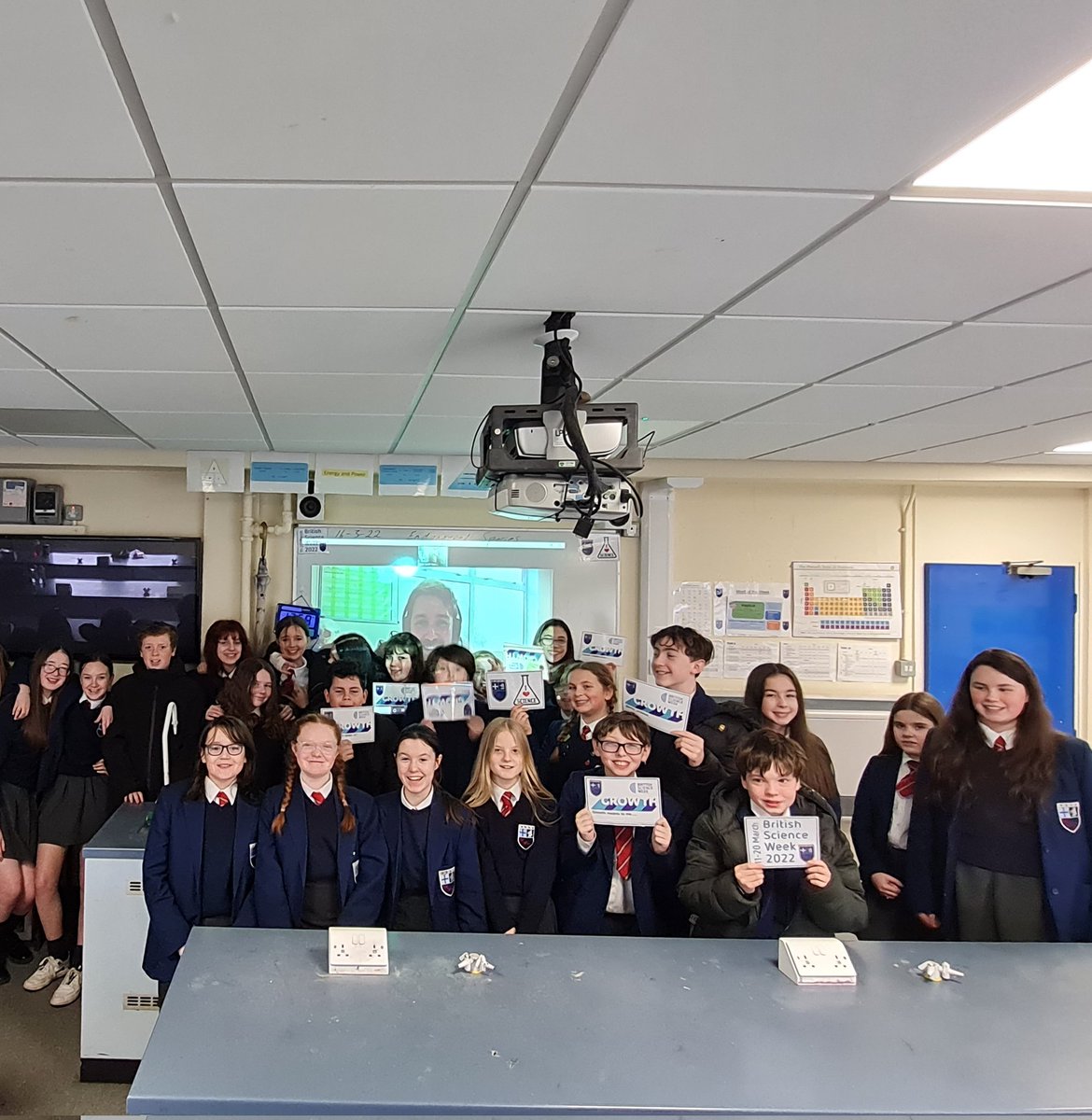 MHS_Science_'s tweet photo. Thank you to Harry at @BlackpoolZoo We had a fantastic careers lesson with 30 pupils lots of fantastic questions asked and career paths planned! #BSW22 @MaghullHighsch @ScienceWeekUK @BlackpoolZoo https://t.co/YmshqSAwhB