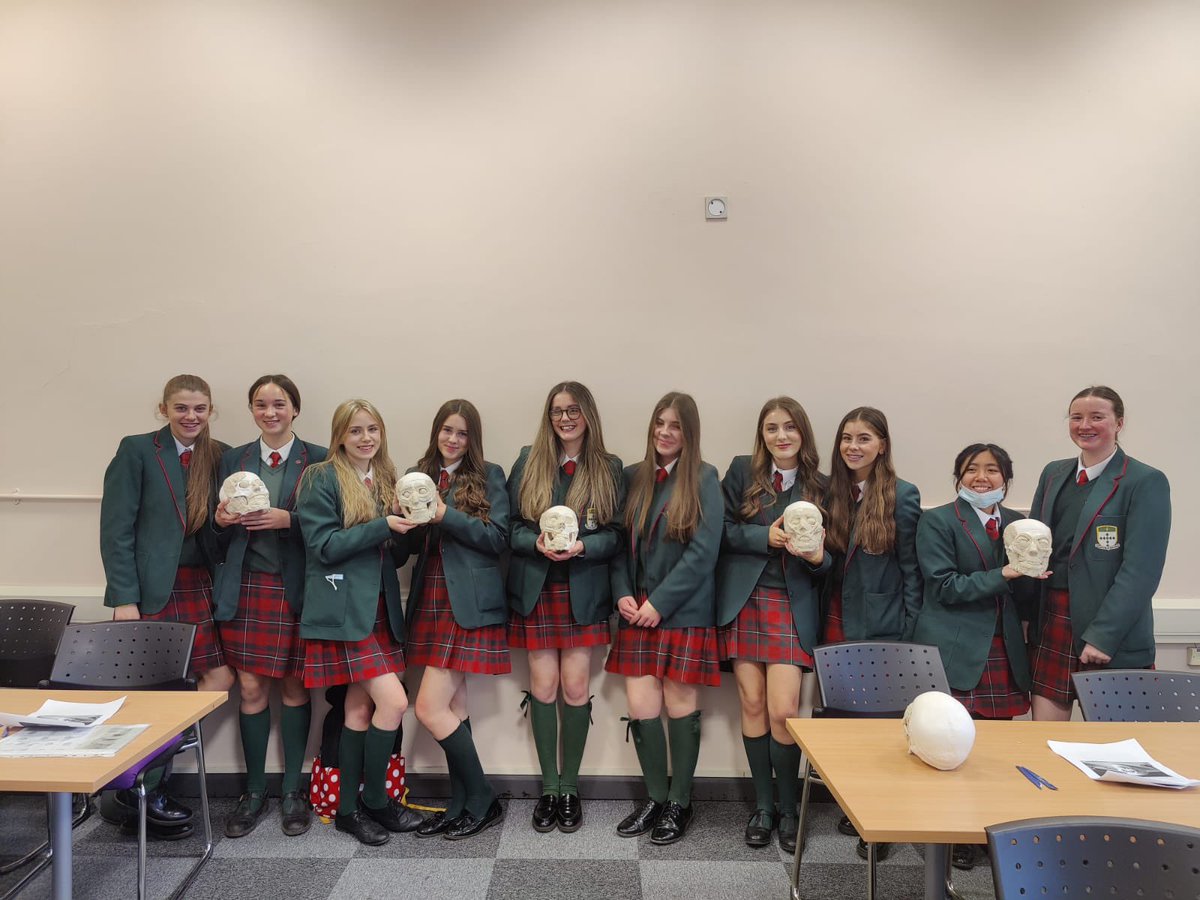 rjbrer's tweet photo. Brilliant afternoon spent with @YsgolBrynAlyn @StBrigidsSch YR10 #girlsintoSTEM @GlyndwrUni delivered in partnership with @EESWSTEMCymru learners participated in Qualitative Drug Analysis &amp; Facial Reconstruction.  Big shout out to @ForensicsWGU @tynannosaurusrx for supporting 👍 https://t.co/HuUJGNDXZd