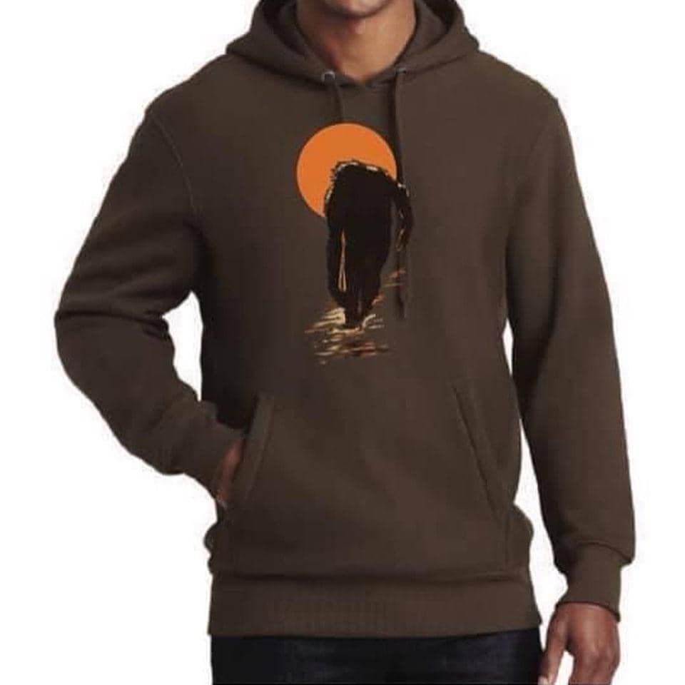 LegendBoggy's tweet photo. Stay warm &amp; comfy on your next Bigfoot expedition in an iconic Ralph McQuarrie 'THE LEGEND OF BOGGY CREEK' sweatshirt ...now reduced, while supplies last! 
Get yours here: https://t.co/R4QtotYEjF
#Bigfoot #Sasquatch #boggycreek #itscaredmethenitscaresmenow #horrormovies https://t.co/UT7cXgt1r2