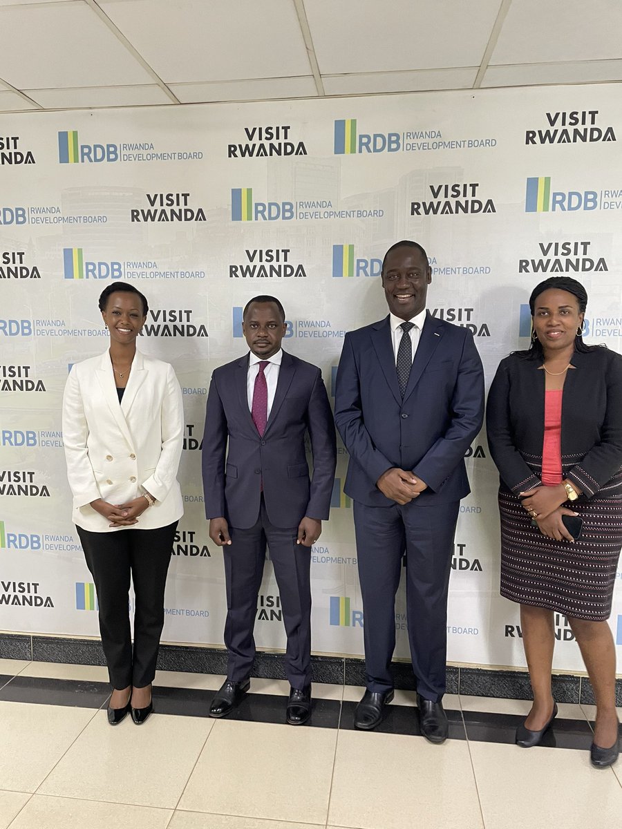 Good to have @TradeMarkEastA Regional Director for the #EAC @JohnUlanga in #Kigali 🇷🇼 this week. Many thanks to valued partners @RwandaFinance @richard_tusabe @RwandaInfra @Dr_ENsabimana @RDBrwanda @zniyonkuru @RTDARwanda @IOMRwanda @UKinRwanda for the fruitful engagements.