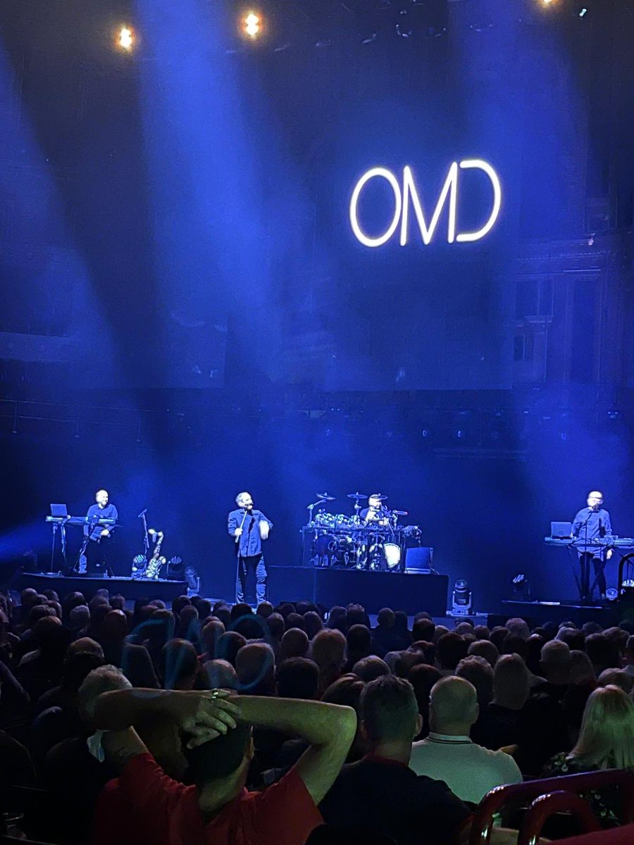 Top Hat Foundation tweet media