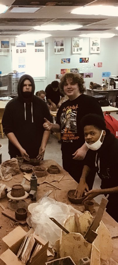 scsdoh's tweet photo. The SHS Ceramics class uses crystalline properties - which will incorporate metallic glazes and oxygen deprivation to achieve a redox reaction and single replacement to leave a shiny metallic finish. #SpringfieldScholars #CoolClasses https://t.co/lJiKlziWFF