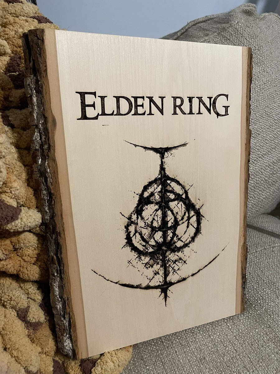 DeeterPart2's tweet image. 👁👄👁
Elden Ring art giveaway today!

To enter:
-follow me
-retweet this

Winner will be announced at 1 pm! Art will ship today so keep dms open so I can grab your address if you win. #giveaway #ELDENRING