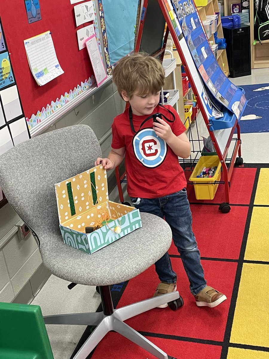 Kindergarteners are presenting Leprechaun Traps today! Wish us luck as we try to catch a sneaky leprechaun! #cherokeeinspires #findingjoy67