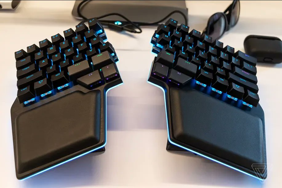 PeakErgonomics's tweet photo. Splitting the Difference - Gaming & Ergonomics
Dig it or quit it? 🤔
https://t.co/GJwm4hjgQh
#Ergonomics #ComputerKeyboards #Gaming https://t.co/ECzH8VMSdc
