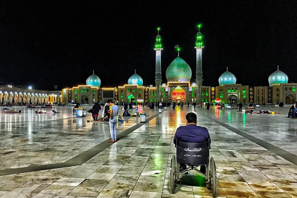 HussainkeAzadar's tweet photo. This 15th Shaban,
know that your Imam (a.t.f.s) REMEMBERS YOU EVERY MOMENT AND DOES NOT FORGET YOU.
So, watch out your actions in order to not displease your Imam (a.t.f.s) https://t.co/H816wHwDtv