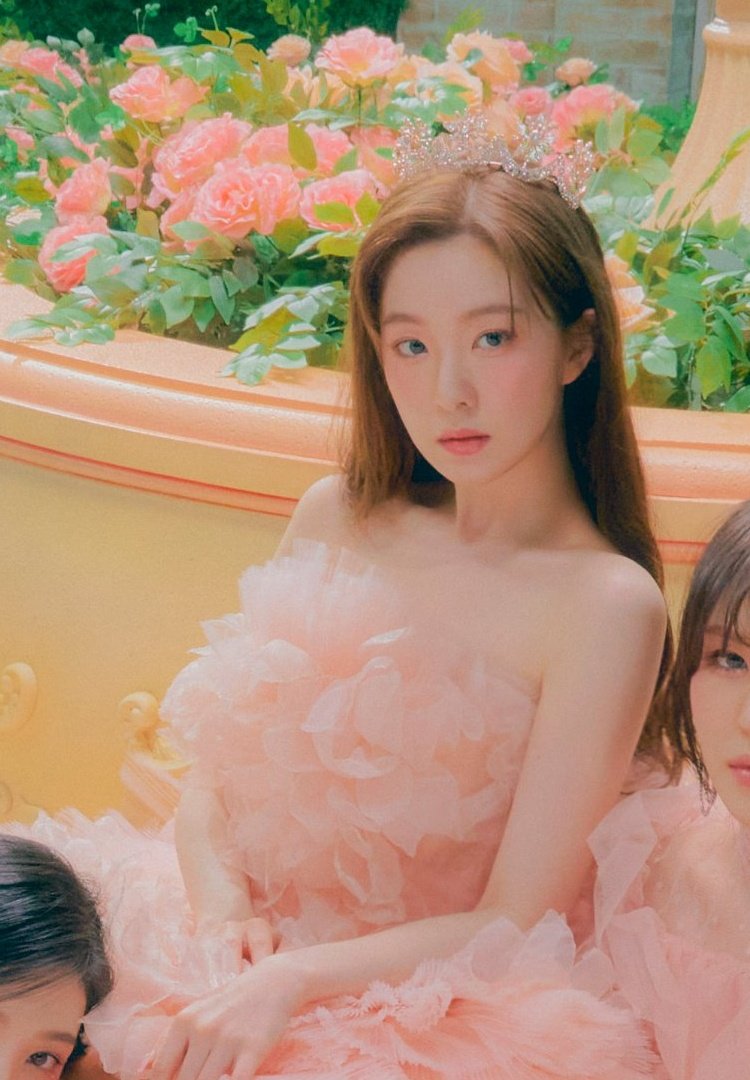 irene knows the power her visual holds