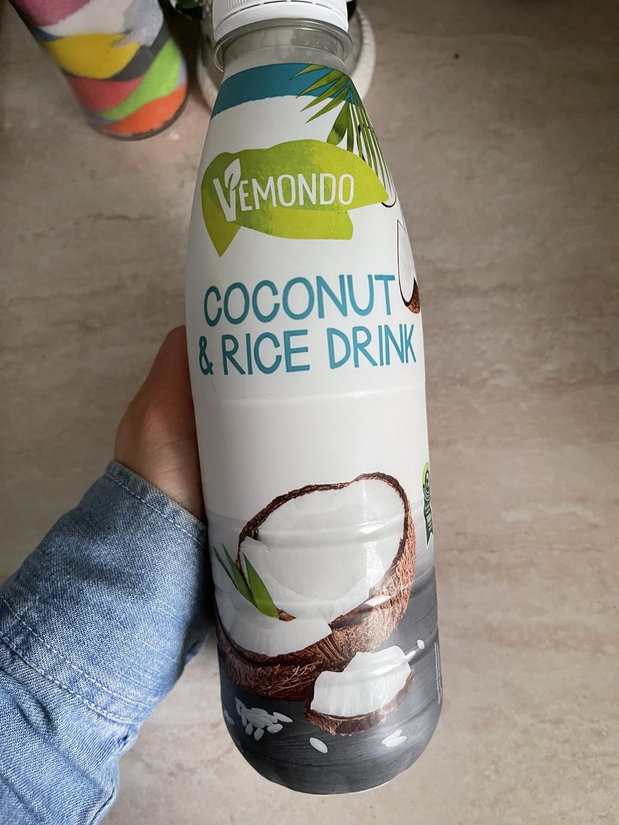 CamyNicula's tweet photo. Sweet at rice fresh as coconut #hydrate #vemondo https://t.co/BdkM0ZKtAs