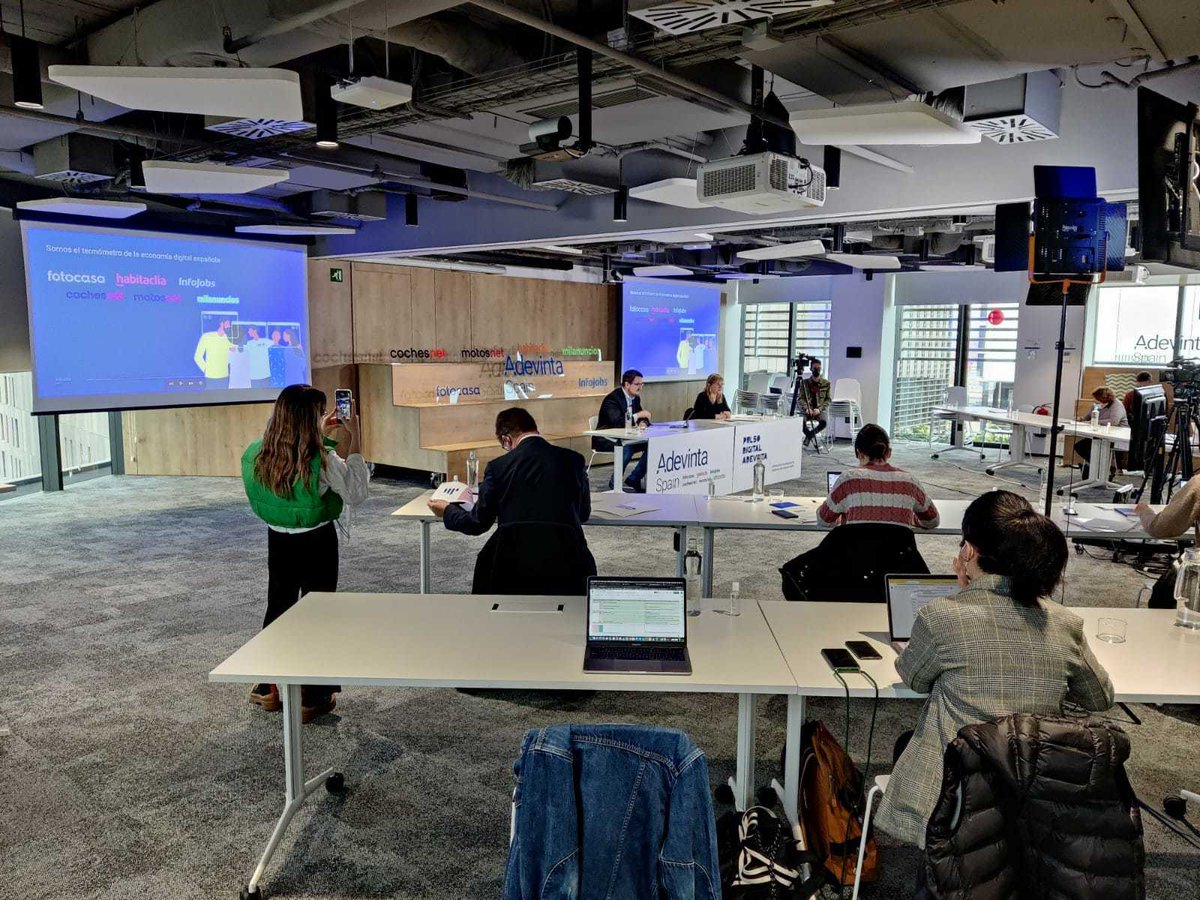 Muy ilusionado con el lanzamiento del segundo informe #PulsoDigitalAdevinta de <a href="/AdevintaSpain/">AdevintaSpain</a>

Muchas gracias al gran equipazo que ha hecho posible que, un año más, seamos el termómetro de la economía digital.

Descárgalo aquí 👉  bit.ly/3IsOiY9