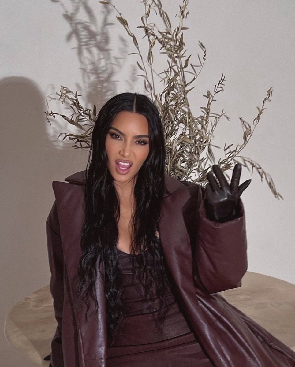 KimKardashian tweet picture