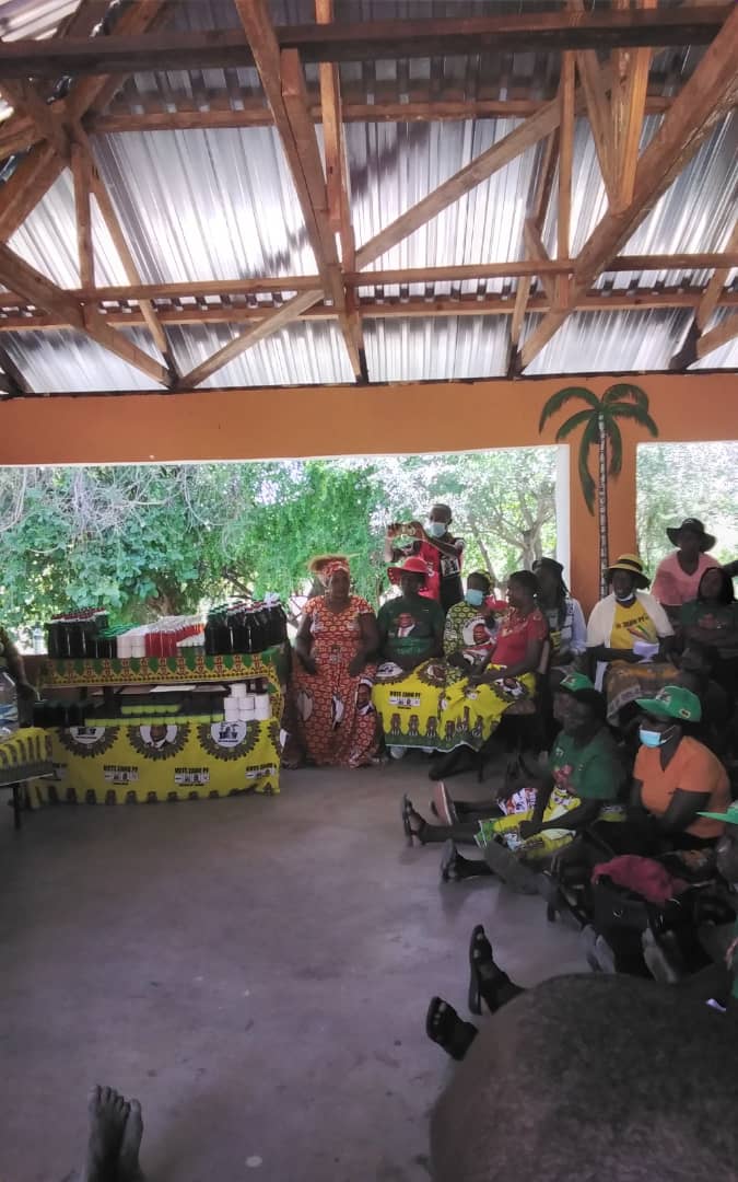 womensbankzim's tweet photo. Zimbabwe Women's Microfinance Bank finances and supports women in detergents making, sanitisers, cordial drinks in Binga #Creatingawomanwithpower https://t.co/CVLXb9FWSg