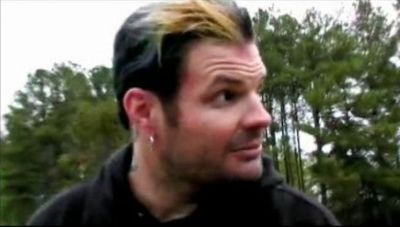 RT @wrestlelamia: Jeff hardy should never cut his hair short https://t.co/RRbgukniLV