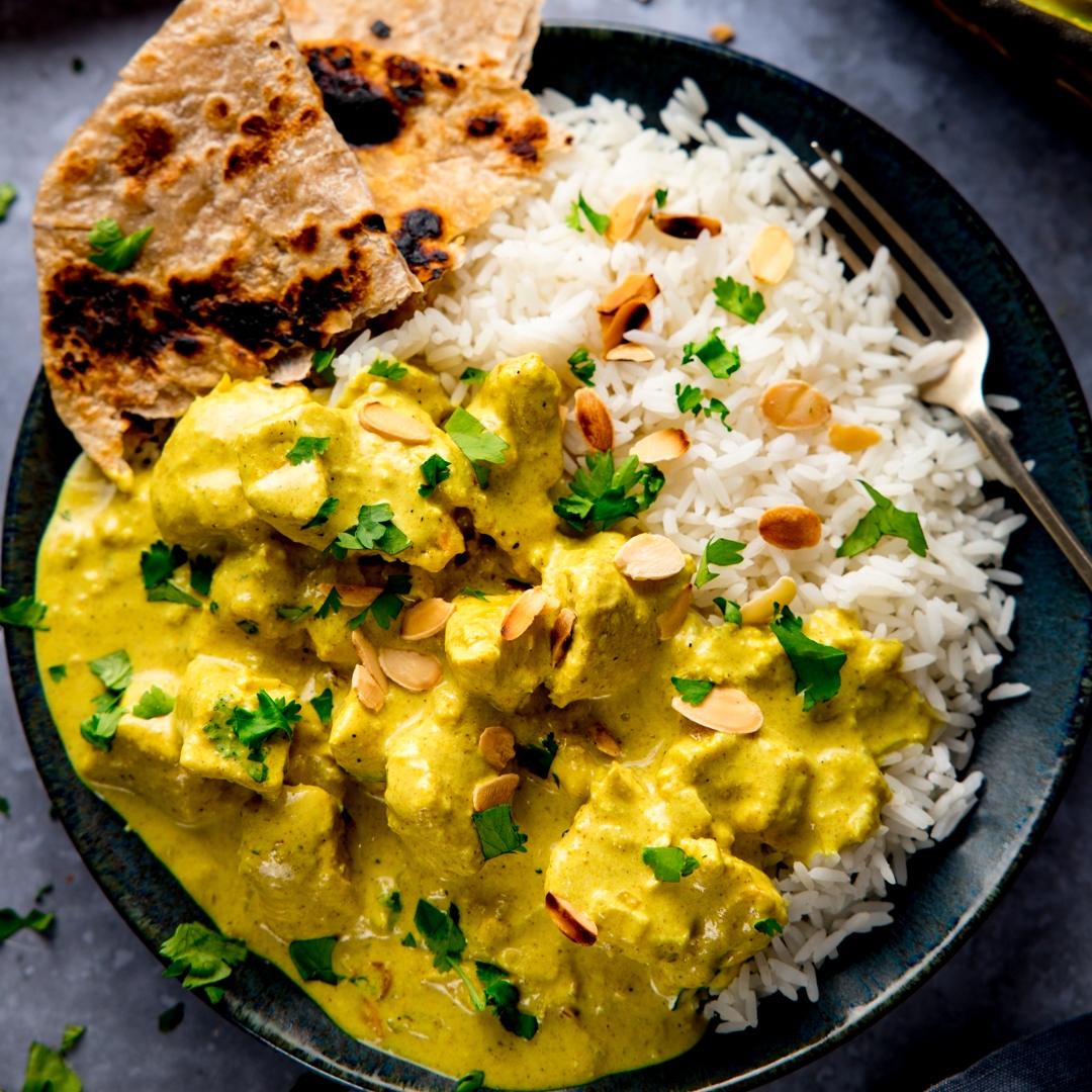 KitchenSanc2ary's tweet photo. Chicken Pasanda is a rich, creamy, mild curry made with yogurt, spices, cream and ground almonds.
Quick to prepare, it's on the table in under 30 minutes!😋
https://t.co/xCeoKxhGj7
#chickenpasanda #mildchickencurry #glutenfree https://t.co/HKdnE6zDB7