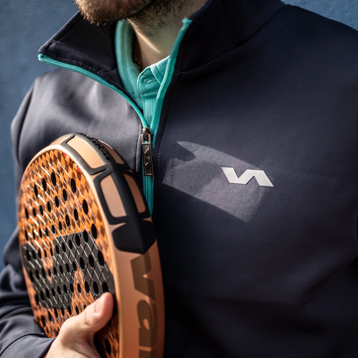 VARLIONBRAND's tweet photo. 🧔♂️Se viene el #DiaDelPadre y ¿no sabes qué regalarle?🎁
🙌 El chándal #OriginalPro es ideal tanto para hacer deporte 🏃 como para estar en casa 🏠
👊¡No puede faltar en su armario!
Encuéntralo aquí 👉https://t.co/mvnwKvS9Qj https://t.co/XWLpKwcgPB