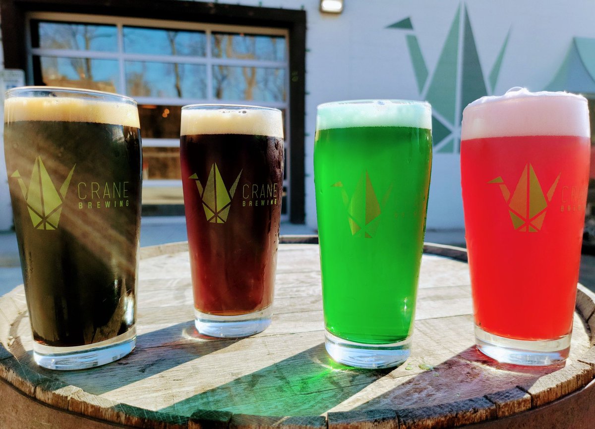Happy St. Paddy's Eve! ☘️
We will be open from at 12pm tomorrow pouring Pints 'O Black, Brown, Green... and more!

Slàinte!

#CraneBrewing #stpatricksday #greenbeer #kansascity #raytownbeer #MOThanSour