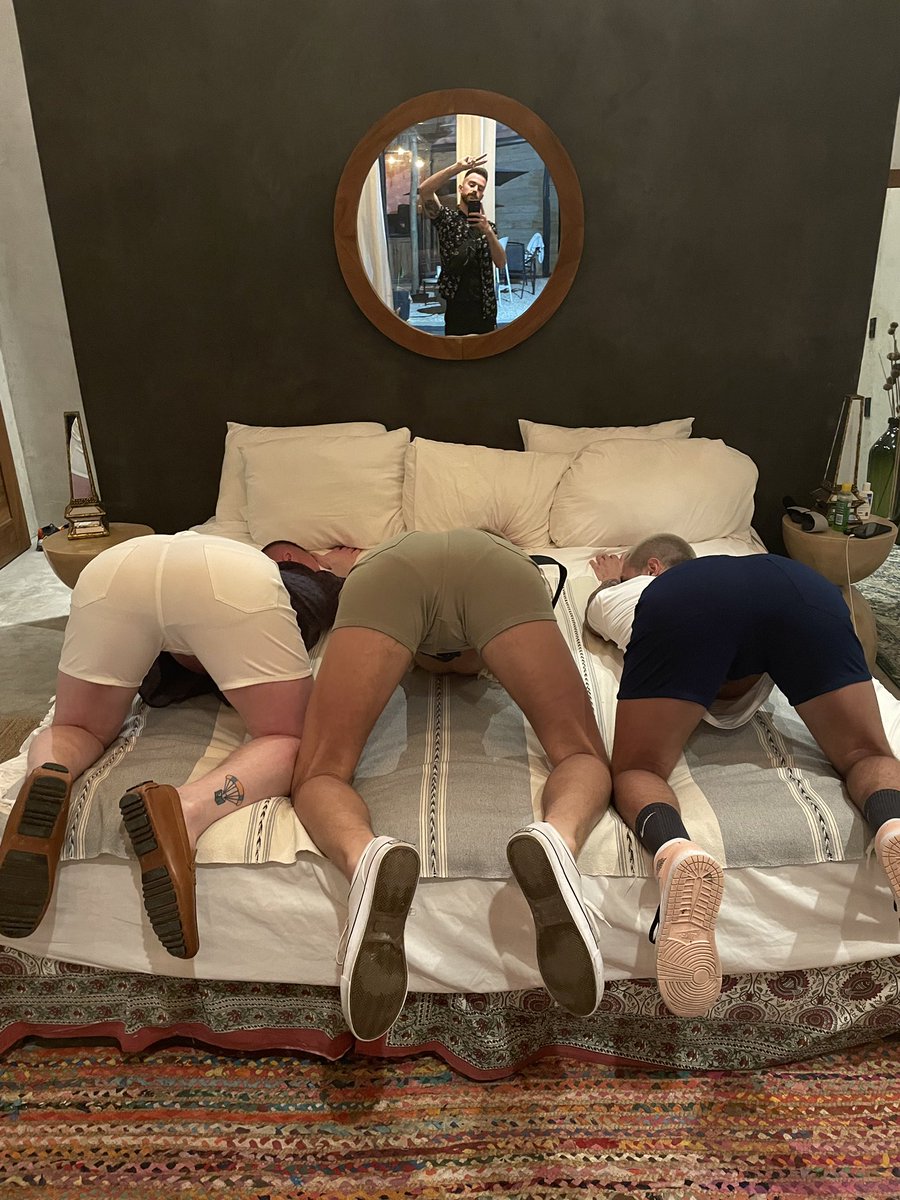 laxdumpster's tweet photo. God I love being gay https://t.co/ugl1BDoiWL