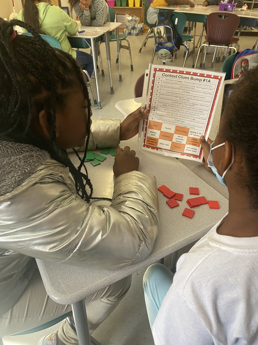 Camp Sparking it with context clues games! #getthoseclues #paigeeaglesworkingit