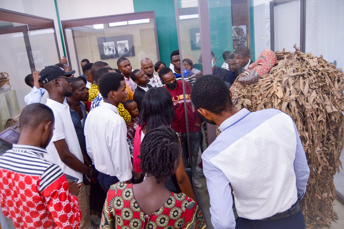 PECRDC's tweet photo. Dans le but d'initier les jeunes universitaires à la maitrise de notre histoire et culture , nous avons conduit une délégation des étudiants parlementaires au Musée National. 
@Icone_Carbone @NembalembaJun @DanielMbau11 @leParrainRDC @colizuba @MariusMihigo @central_sage https://t.co/dABQGSAO7h