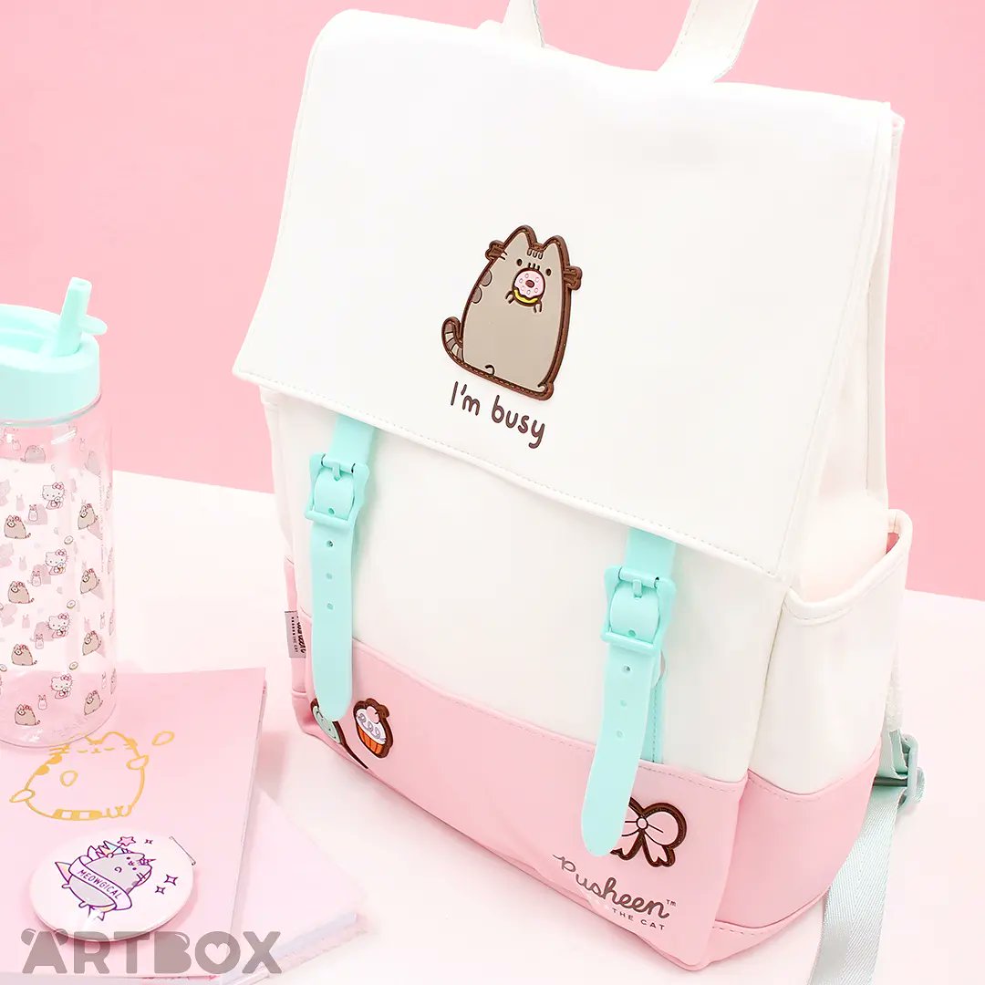 Treat yourself to a cute new Backpack featuring the lovable grey tabby, @Pusheen the Cat 💖 With the perfect space to fit your laptop, notebooks and stationery, you'll always be organised on the go! >> artbox.co.uk/pusheen-the-ca…