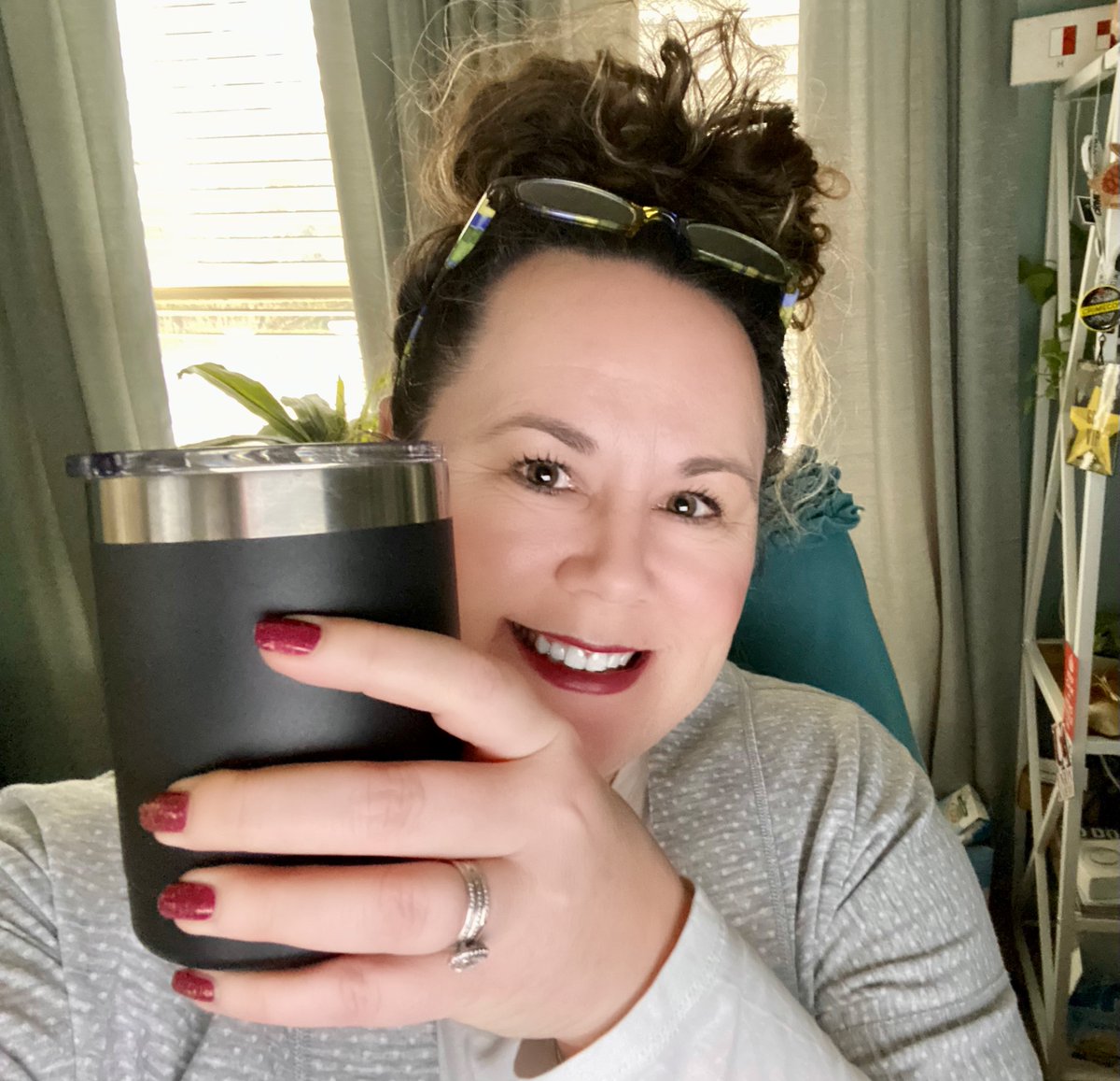 prsacharlotte's tweet photo. Join #PRSACLT President @Tvprgirl tomorrow morning, March 17, for Timely Topics. We'll talk return-to-office comms - plus, coffee and St. Patrick's Day! We'll be at The Percantile and Creamery in Concord from 8-9 a.m. Click here to register: https://t.co/qd5sGEgtBu https://t.co/YiXMrRS2Fl
