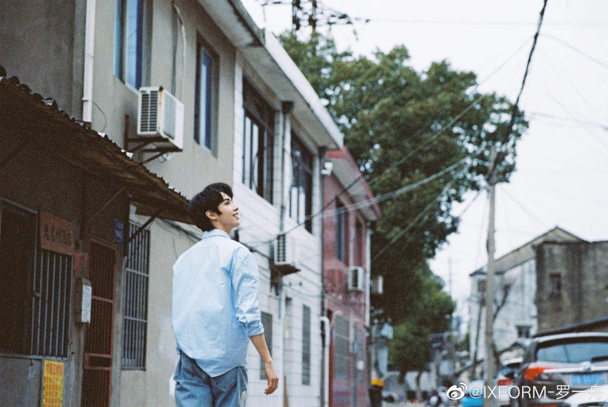 很抱歉 我来晚了
0316过去之前 我只想对你说
生日快乐🎂

爱你 我一直都在
#罗一舟0316生日快乐