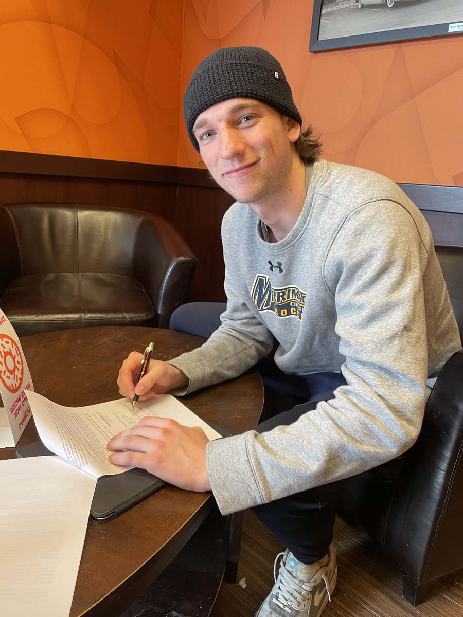 TBLightning's tweet image. We've signed college free agent defenseman Declan Carlile of Merrimack College to a two-year, entry-level contract.

📝: tbl.co/carlile3-16