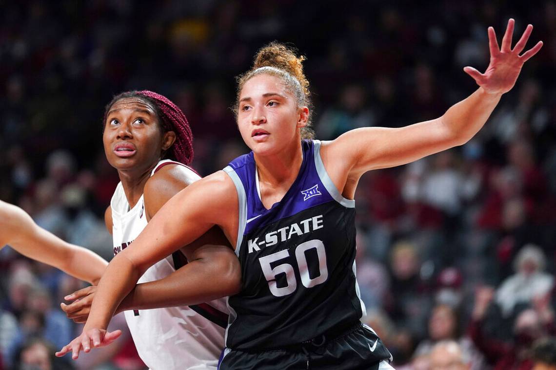 StribSports's tweet photo. The #Gophers won't be in the #NCAA men's and women's basketball tournaments, but you won't have to look hard to find Minnesota players to follow.

The women's list from @Bloodstrib: https://t.co/U6gfmo4K0u 

The men from @Marcus_R_Fuller: https://t.co/Dx5deQSqf1 https://t.co/qv0rUBjoAC