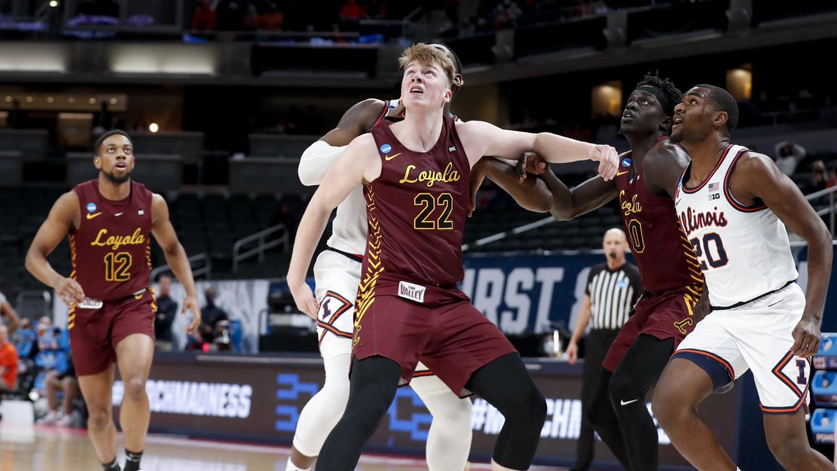 StribSports's tweet photo. The #Gophers won't be in the #NCAA men's and women's basketball tournaments, but you won't have to look hard to find Minnesota players to follow.

The women's list from @Bloodstrib: https://t.co/U6gfmo4K0u 

The men from @Marcus_R_Fuller: https://t.co/Dx5deQSqf1 https://t.co/qv0rUBjoAC