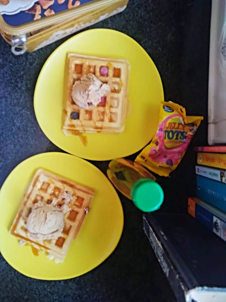 What is your favourite family activity? 💗 Ours is a Waffle Day!