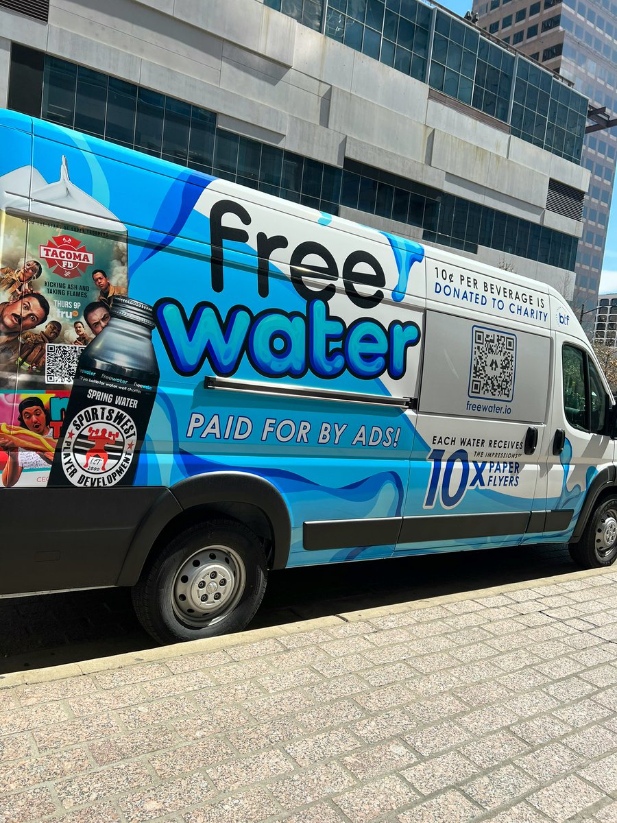 freewaterio's tweet photo. Don’t miss us! We have been distributing thousands of waters all around downtown during #SXSW2022 and getting the word out! Truck full of water gone in just a couple hours! Stay hydrated 💧#freewater #startup https://t.co/i5R9BVnpox