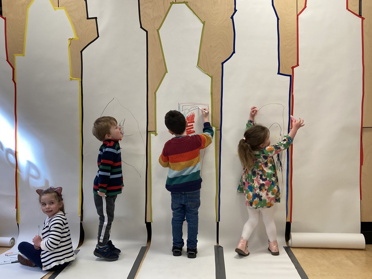 FCBStudios's tweet photo. We had an amazing time working with all the visitors to our sky-scrap-pers event this Belfast Giant Family Day Out weekend.
Thanks to all the families and the wonderful @Young_at_Art for making it such a success. #bcf22 https://t.co/lJvmJUd8RF