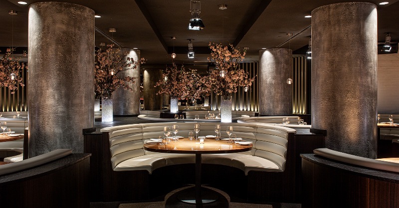 MEbyMelia's tweet photo. Metallic accents, mood lighting and intimately curved booths give STK Milan its ambient New York steakhouse feel.

#MEbyMelia #MEMilan #Gastronomy