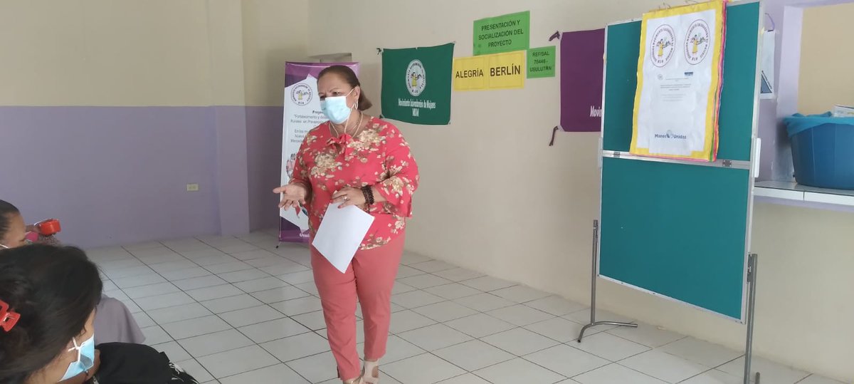Presentacion Publica en la Casa de la Mujer de Mercedes Umaña del proyecto Manos Unidas de Usulutan.