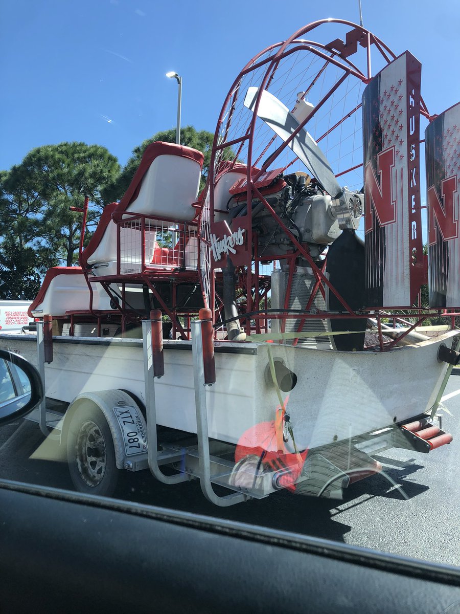 jusburns's tweet photo. @edsbs How about a nice preowned Nebraska comeback airboat? https://t.co/4sR2SudT1Z