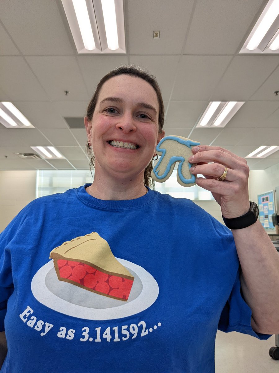 missygbucksnut's tweet photo. HAPPY PI DAY!!!! I may not be a math teacher anymore, but science teachers can still rock a Pi Day shirt and thanks to the parent who brought Pi Day cookies!! #314. #easyaspi #happypiday @thoreaums @tmsgreeneagles https://t.co/5BDMDtLKRW
