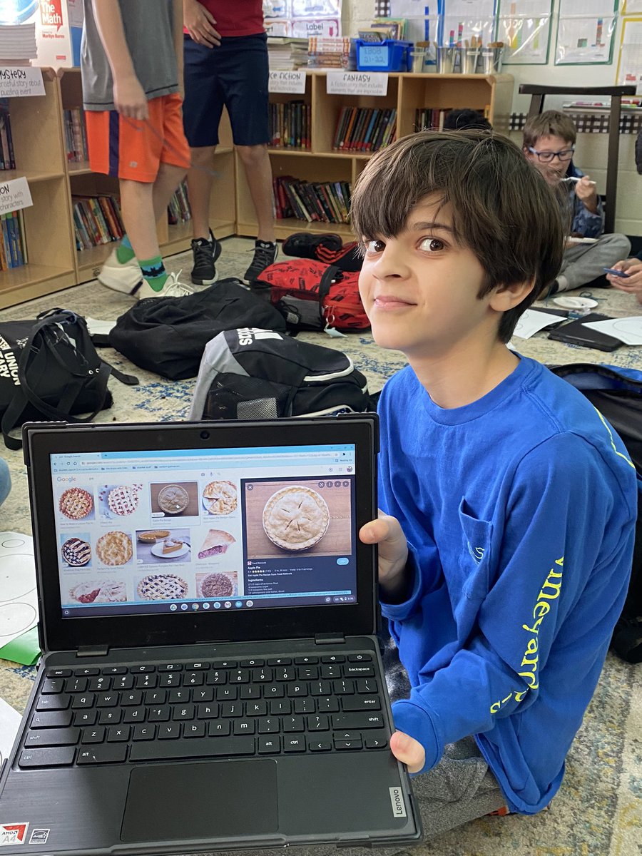 tvassil18's tweet photo. Ss investigate pi on Pi Day @WesternUnionES @AGHoulihan #PiDay #mathisfun https://t.co/XiEUDoU7y6