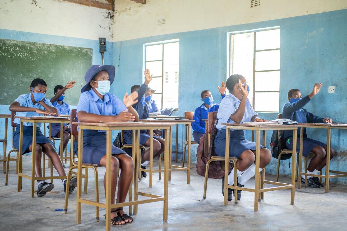 PlanCanada's tweet photo. Calling all youth in Canada aged 14-24: our upcoming #SolutionsLab needs you! Join us on March 20 to address the impact of disrupted education on the lives of girls…through poetry! There’s only a few more days left to register! Click to register: 👉https://t.co/3JmLUuBqvp https://t.co/cEvIqR7G24