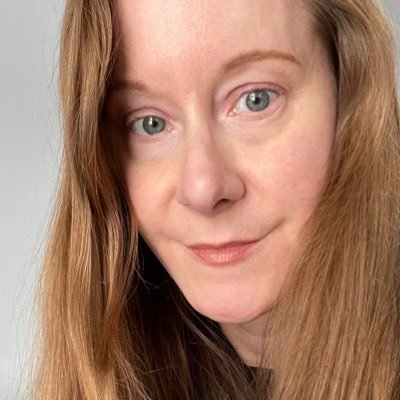 magrom's tweet photo. 18/31 in #WomensHistoryMonth is @Hohertz3 - I met Mel first at #MSFTIgnite in the speaker room while she was preparing her session and I was totally in #procrastination mode. She knows user adoption, change management & #Yammer. I adore her for her talent to describe things. https://t.co/dTpt0zsBeH