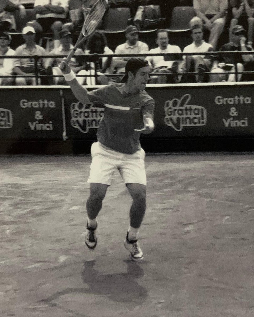 SpazioTennis's tweet photo. Amarcord #IBI 2005 e 2006
📸 @Alenize82
#Tennis #Agassi #Gasquet #Davydenko #Ancic #ATP https://t.co/paOqnmqqA8