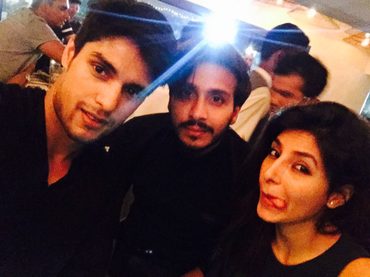 WorshipLockLyle's tweet photo. That day when we all were on fire these two pics came like a breath of fresh air #ParamSingh #HarshitaGaur #AnkitGupta #ParSh #ParShAnki ❤️❤️❤️❤️❤️ https://t.co/hZBWMudMsI