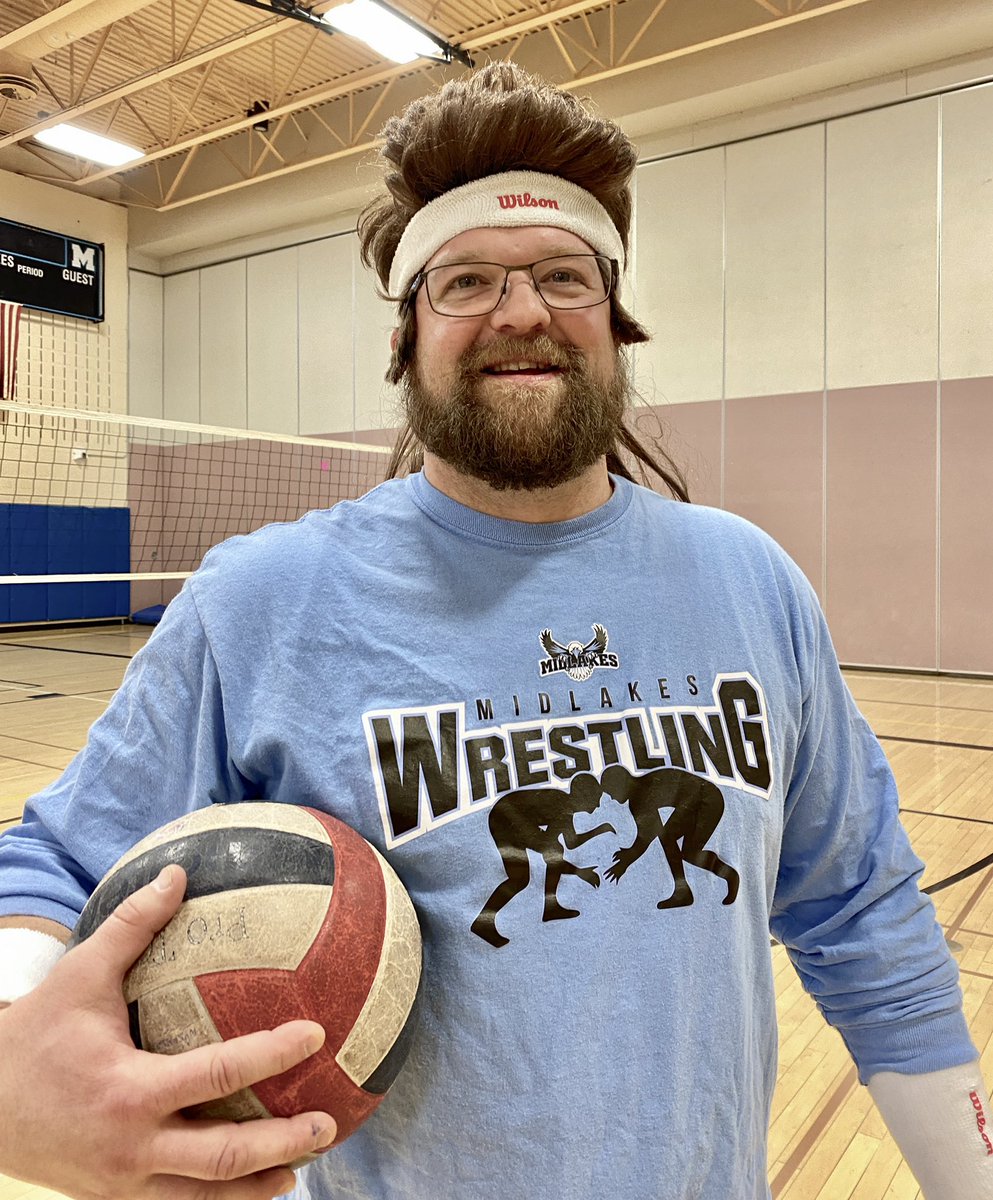 MidlakesSchools's tweet photo. We teamed up with @WFL_BOCES MEC to kick off our annual @UnitedWayROCFLX campaign by raising $550 by playing volleyball. 🏐 🏐 

Special thanks to the @CliftonSpringsY and @midlakes_pto for your support!!!

#WeAreMidlakes https://t.co/eRwFll0kKg