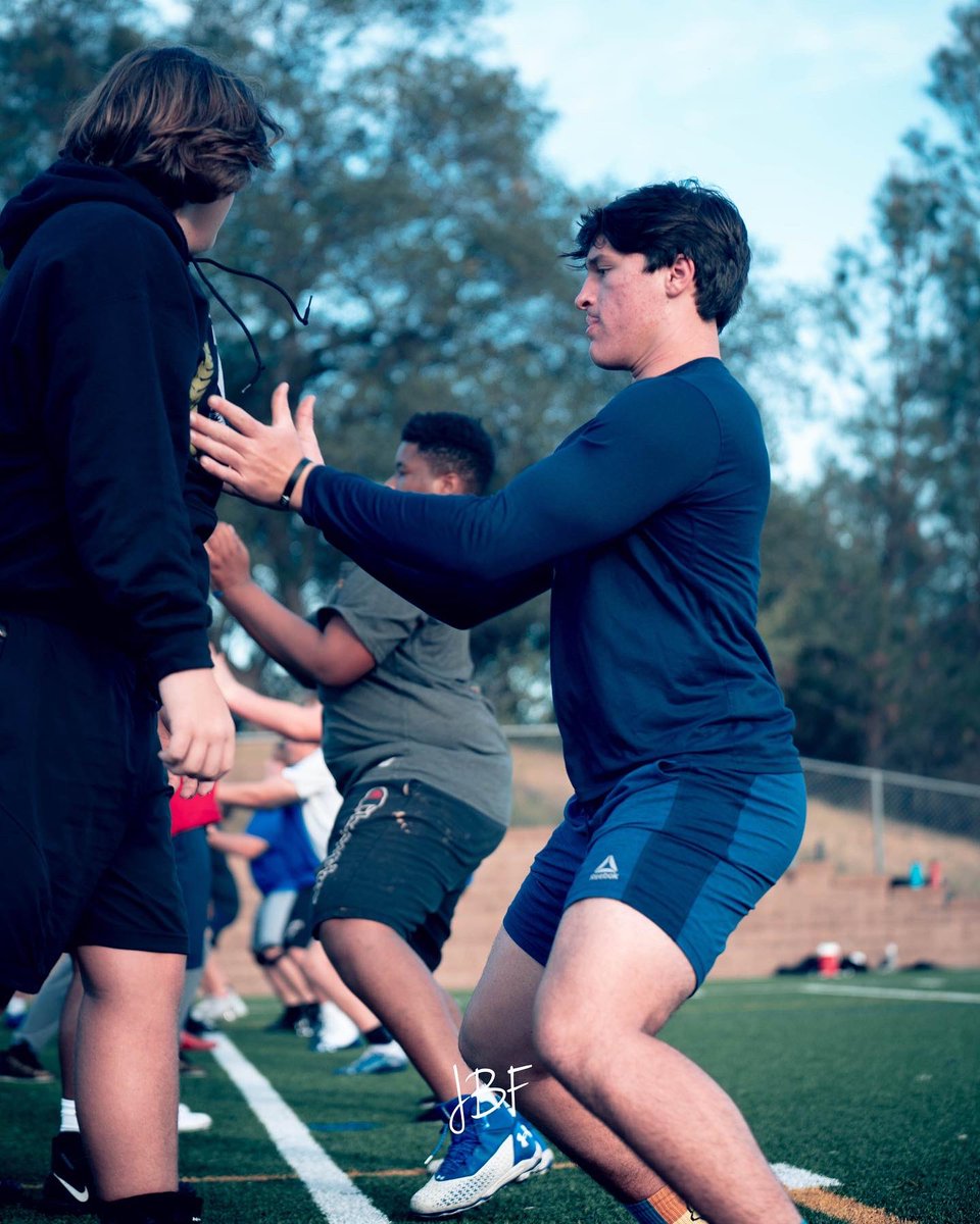 Proud to announce the start of Pancake U! We offer offensive line training every Sunday night at 5:30pm at Livermore Park in Folsom. DM’s open for more information. 

Huge thank you to <a href="/jbainsinthecuts/">jbainsfilms</a> and <a href="/dlinevids1/">DLineVids</a> for checking us out this weekend!